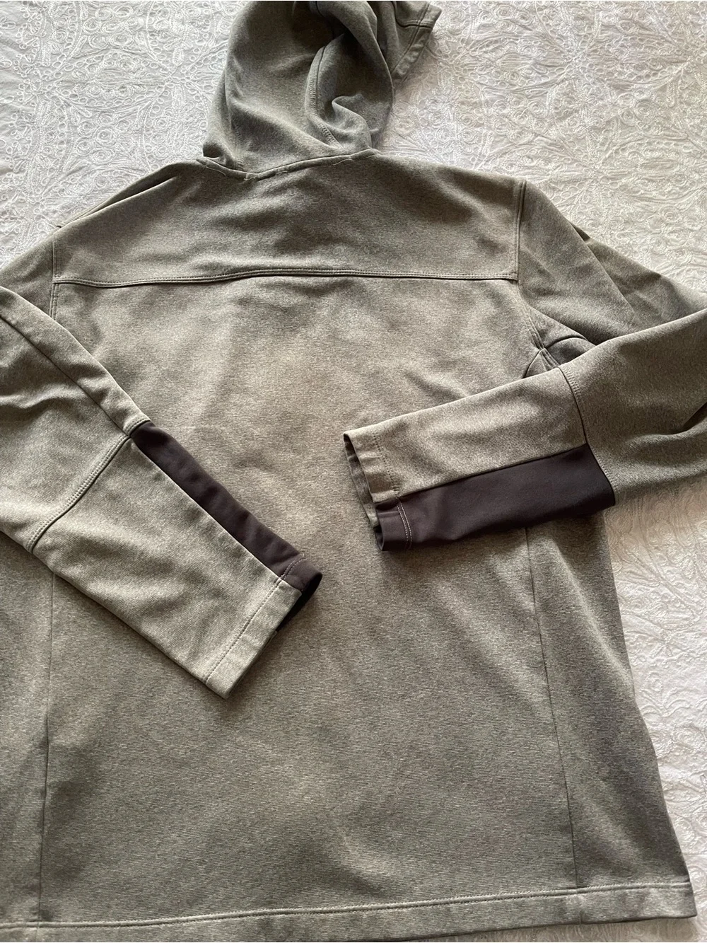 The North Face Men's Hooded Lightweight Jacket in Light Gray with Orange Accents